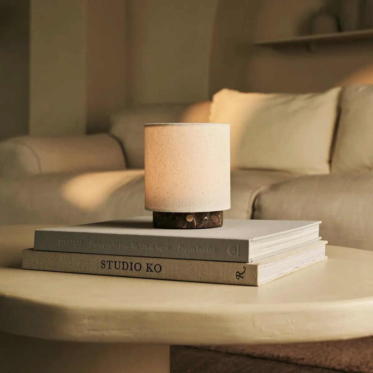 Mauve Beige & Bruin – Emperador Donker Marmeren Oplaadbare Tafellamp | 3 lichtmodi, dimbare en verwisselbare lampenkap