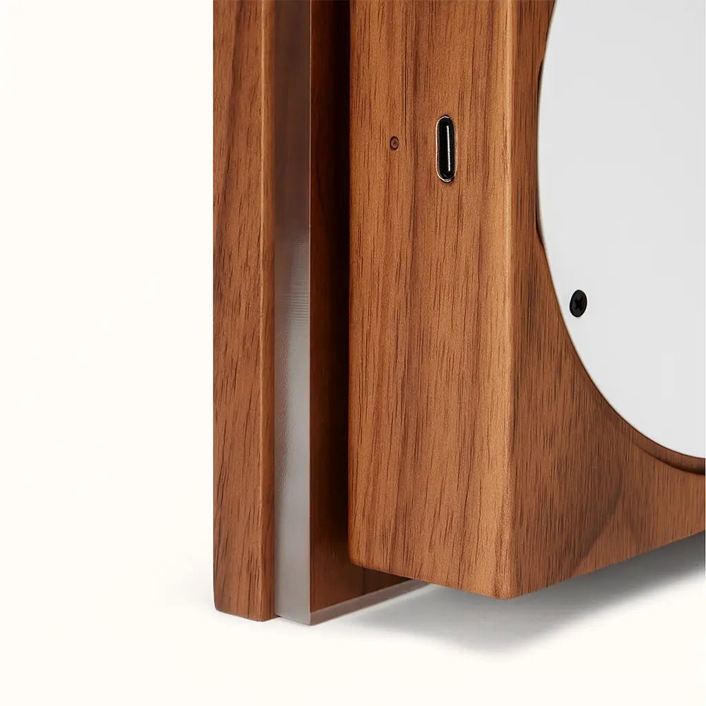 Lane Walnoot Snoerloze Wandlamp | Oplaadbaar en dimbaar ontwerp