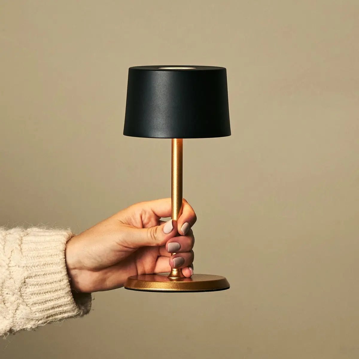 David Black & Gold oplaadbare tafellamp 2 op 1 met verstelbare hoogte - dimbaar en draadloos met 120 uur batterij