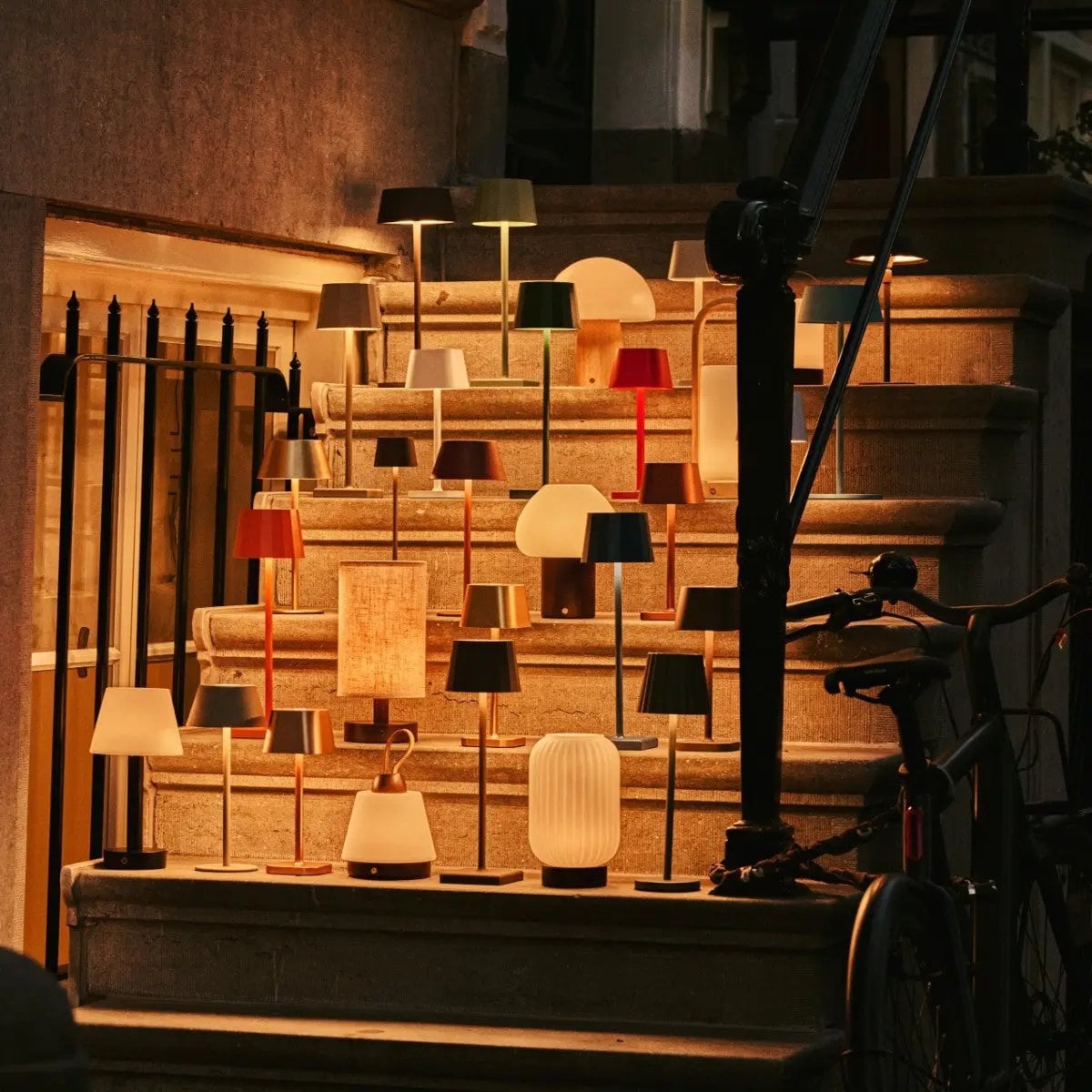 Tessa Vanille Oplaadbare Wandlamp | Bewegingssensor, 20 lichtmodi Afstandsbediening