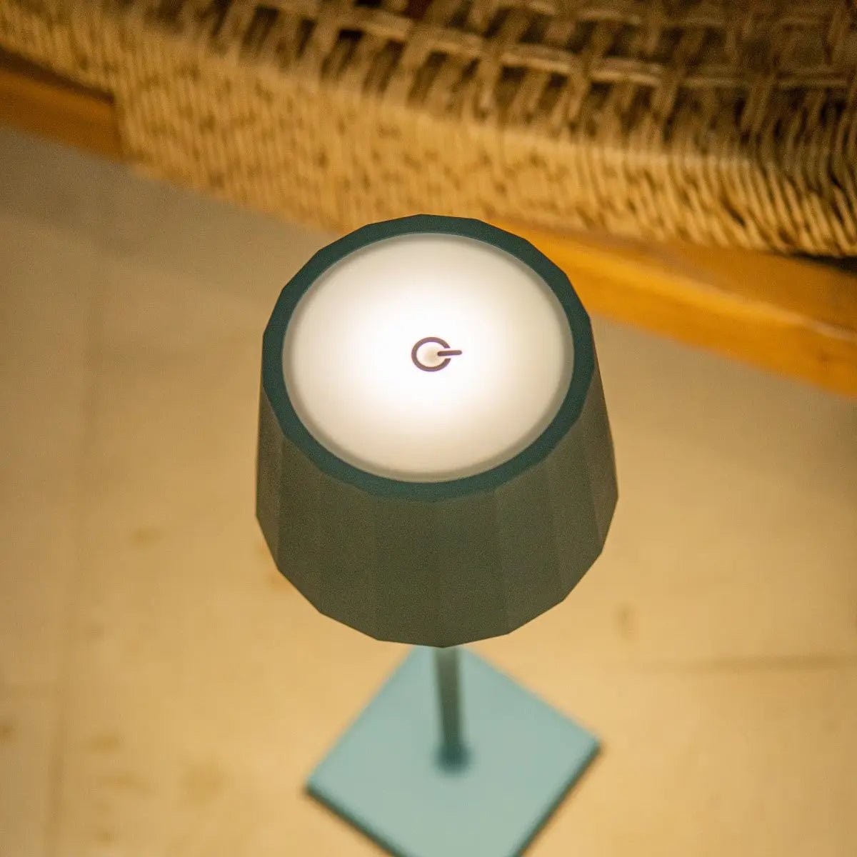 William Amsterdams Blauwe Oplaadbare Tafellamp | Dimbaar, batterijduur van 120 uur en USB-C