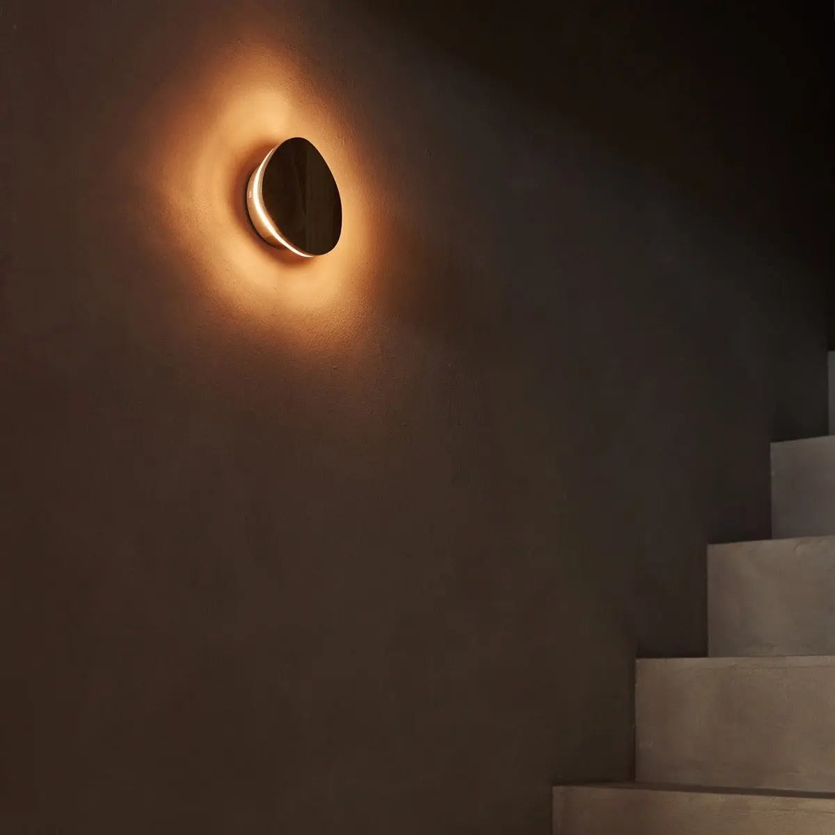 Lulu Lichtbruine draadloze oplaadbare wandlamp | Dimbare lamp en 3 lichtmodi