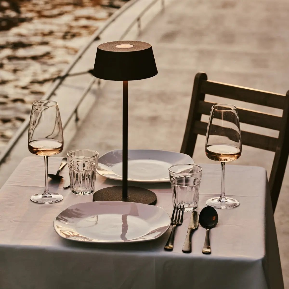 Hugo Mokka Bruin Oplaadbare Tafellamp | Stijlvol, dimbaar en draadloos