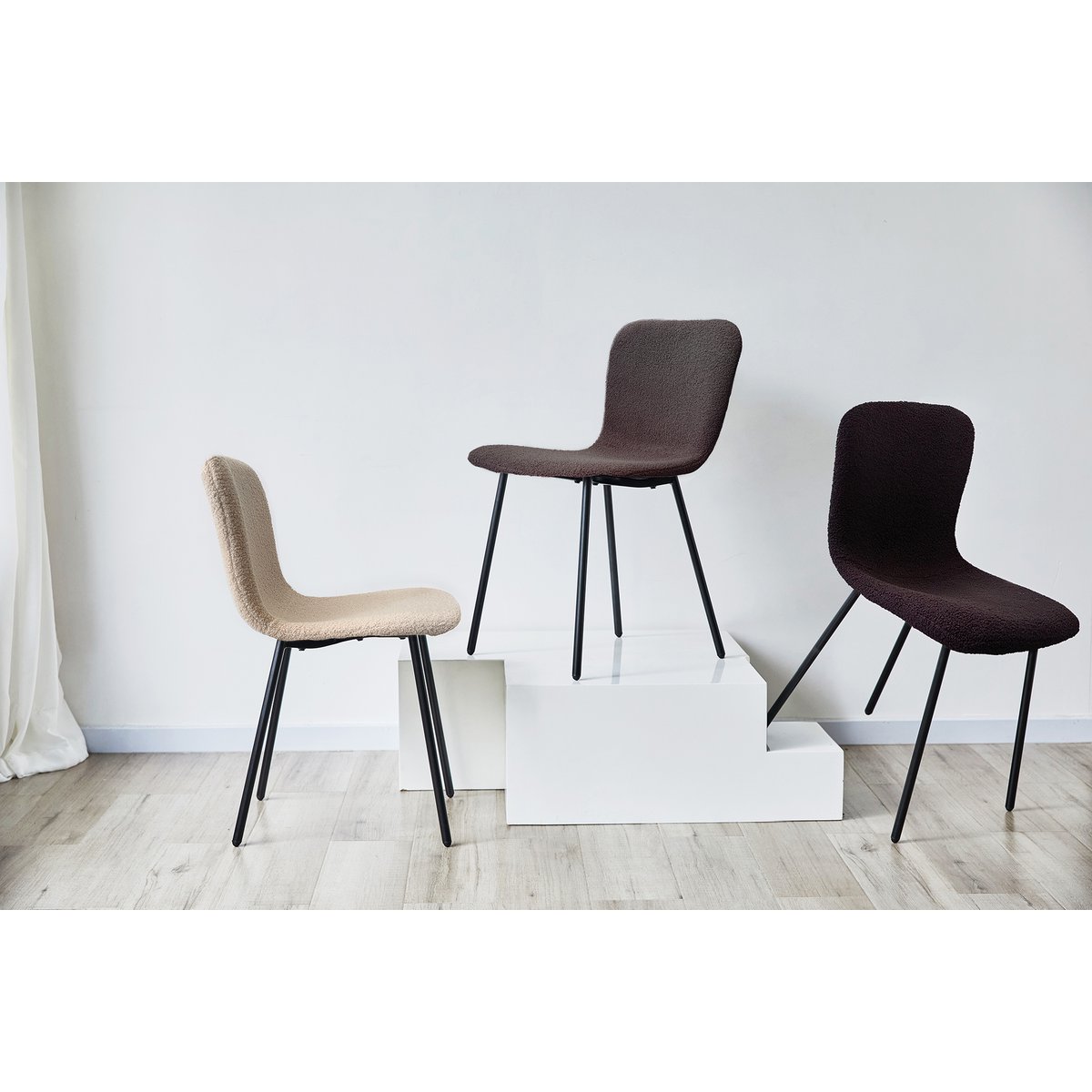 Eetkamerstoel Grijs – Bouclé-Look met Zwart Metalen Frame – Set van 4 - SalesFever - Casanovio