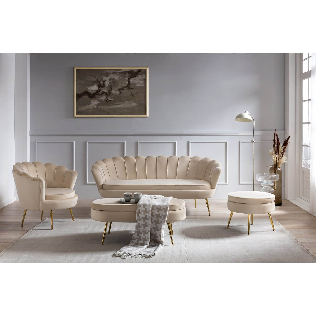 Shell armchair in beige velvet - SalesFever