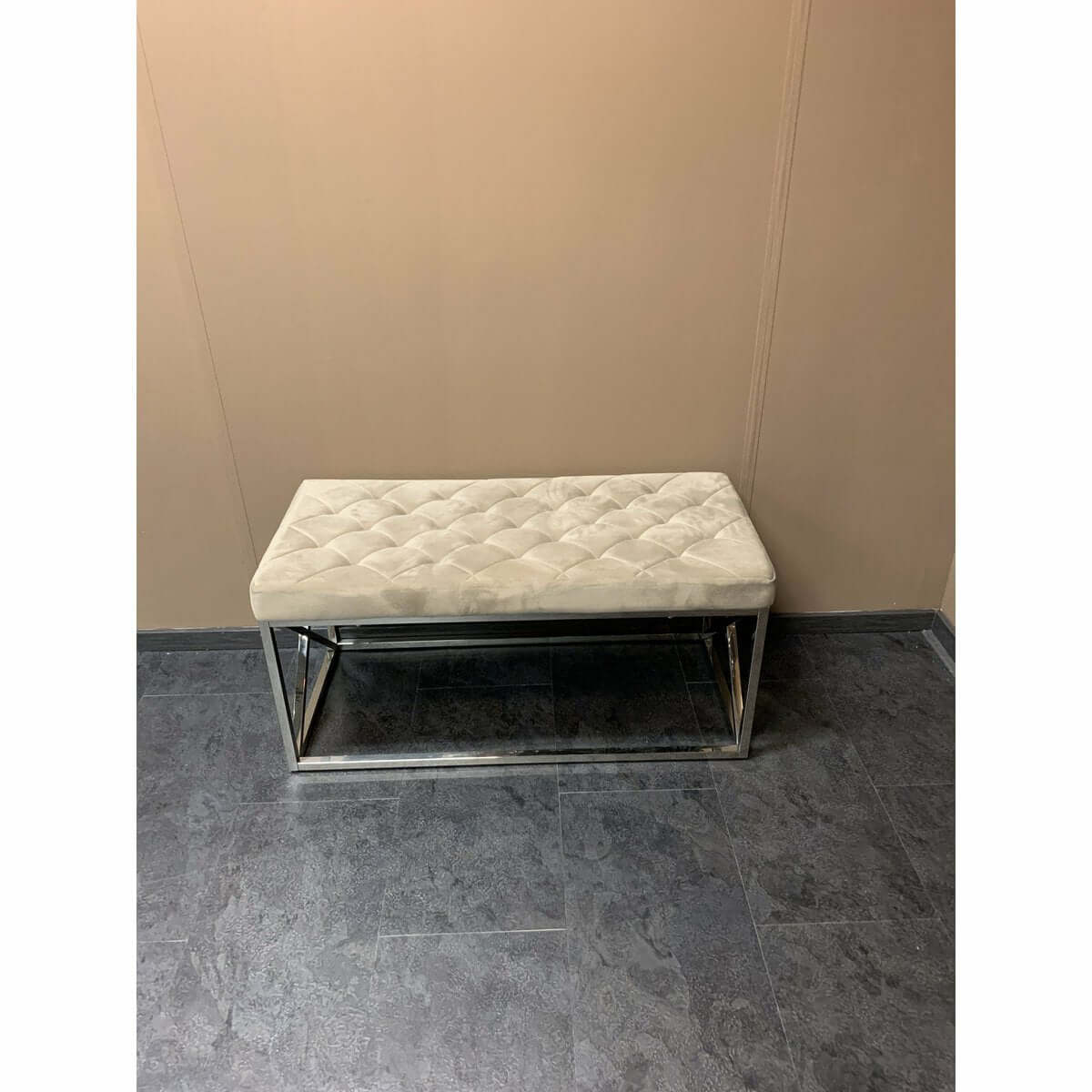 VERA Velvet - Taupe - Luxury Living B.V.