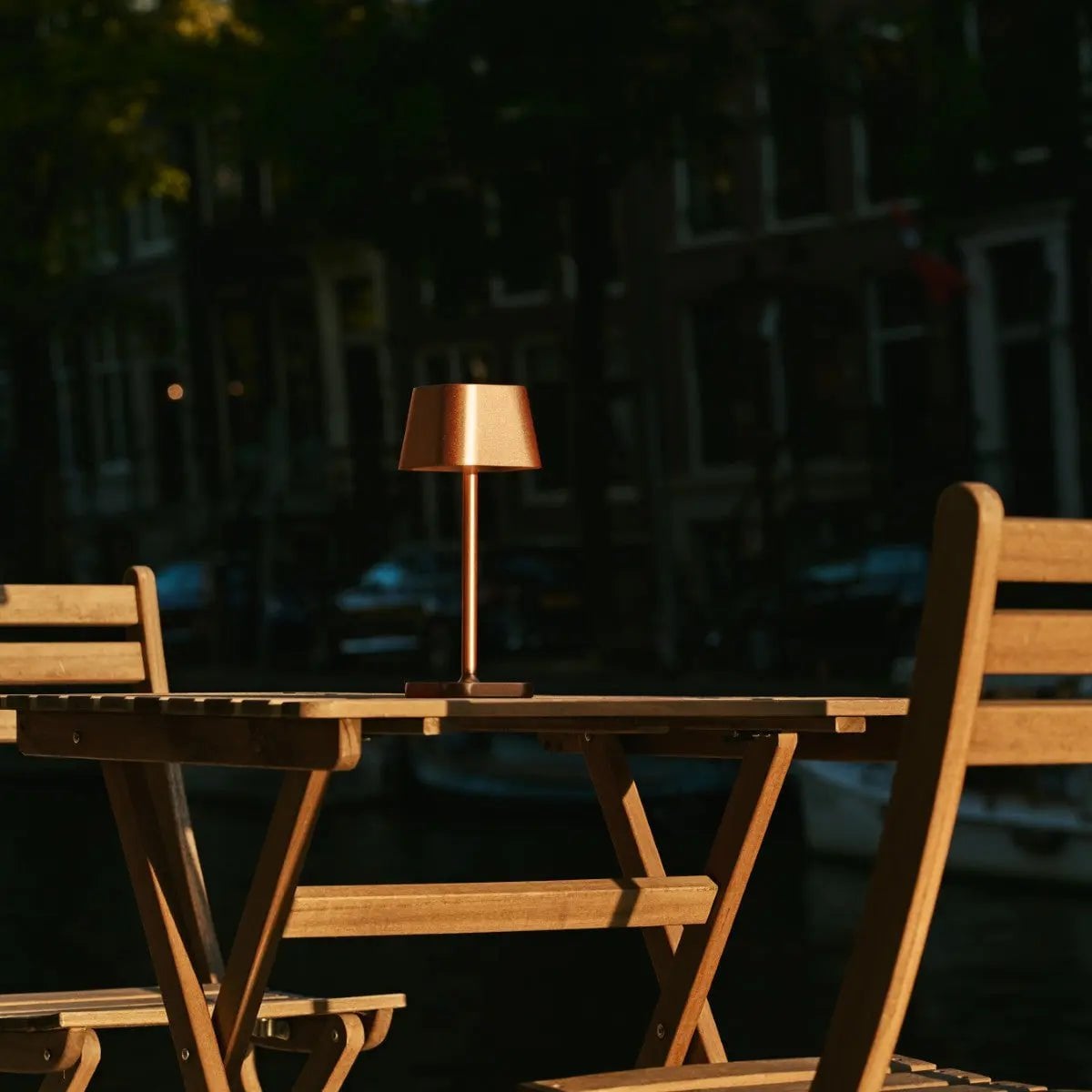 Ava koperen oplaadbare tafellamp | Stijlvol, draadloos en dimbaar