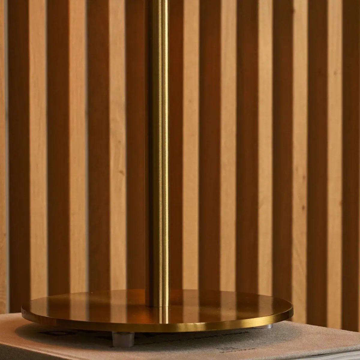 Lola Goud & Zwart Tafellamp | Elegant metalen ontwerp