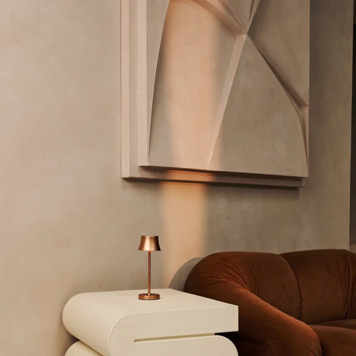 Combiset Professioneel | 8 x De Pijp Mini Koperen Oplaadbare Tafellampen & 1 x Centraal Station Oplaadstation