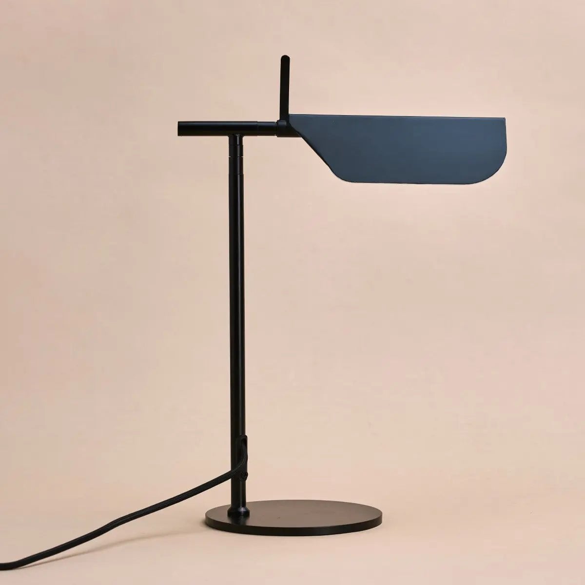 Marcello Zwart metalen dressoirlamp | Modern en Scandinavisch design