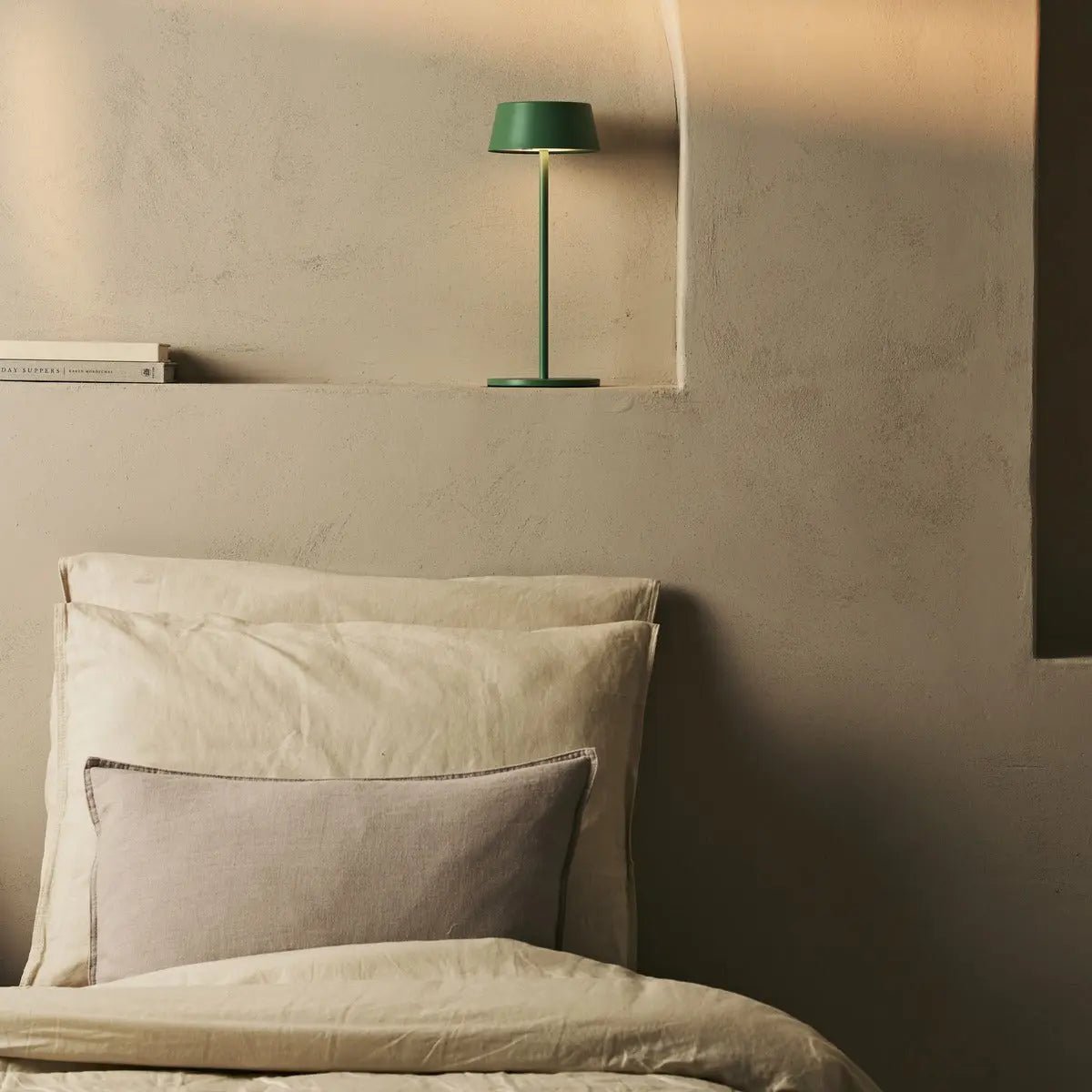 Hugo Sage Groene Oplaadbare Tafellamp | Stijlvol, dimbaar en draadloos