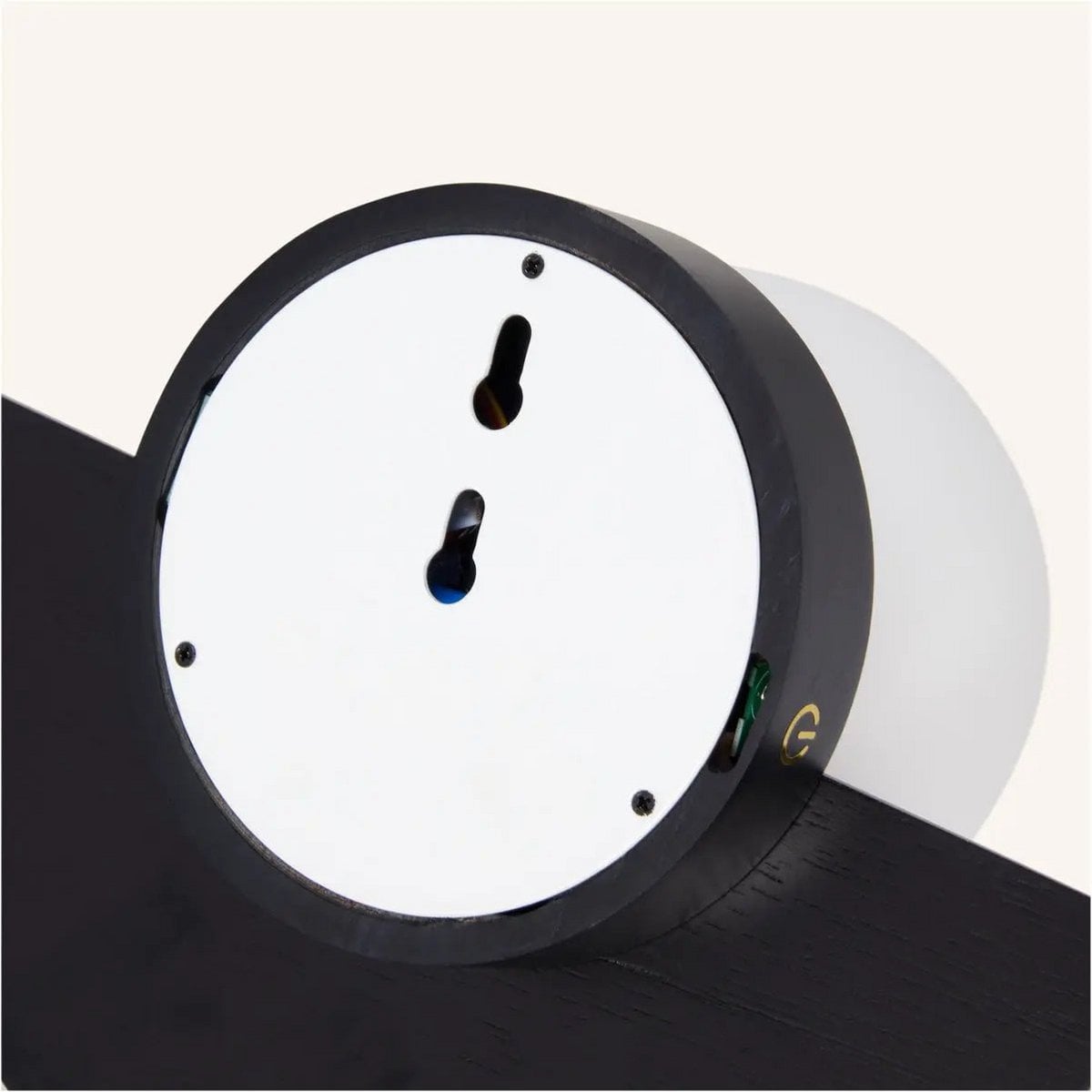 Kane zwarte draadloze wandlamp – oplaadbare hout- en glaslamp