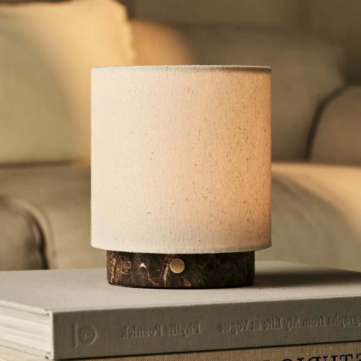 Mauve Beige & Bruin – Emperador Donker Marmeren Oplaadbare Tafellamp | 3 lichtmodi, dimbare en verwisselbare lampenkap