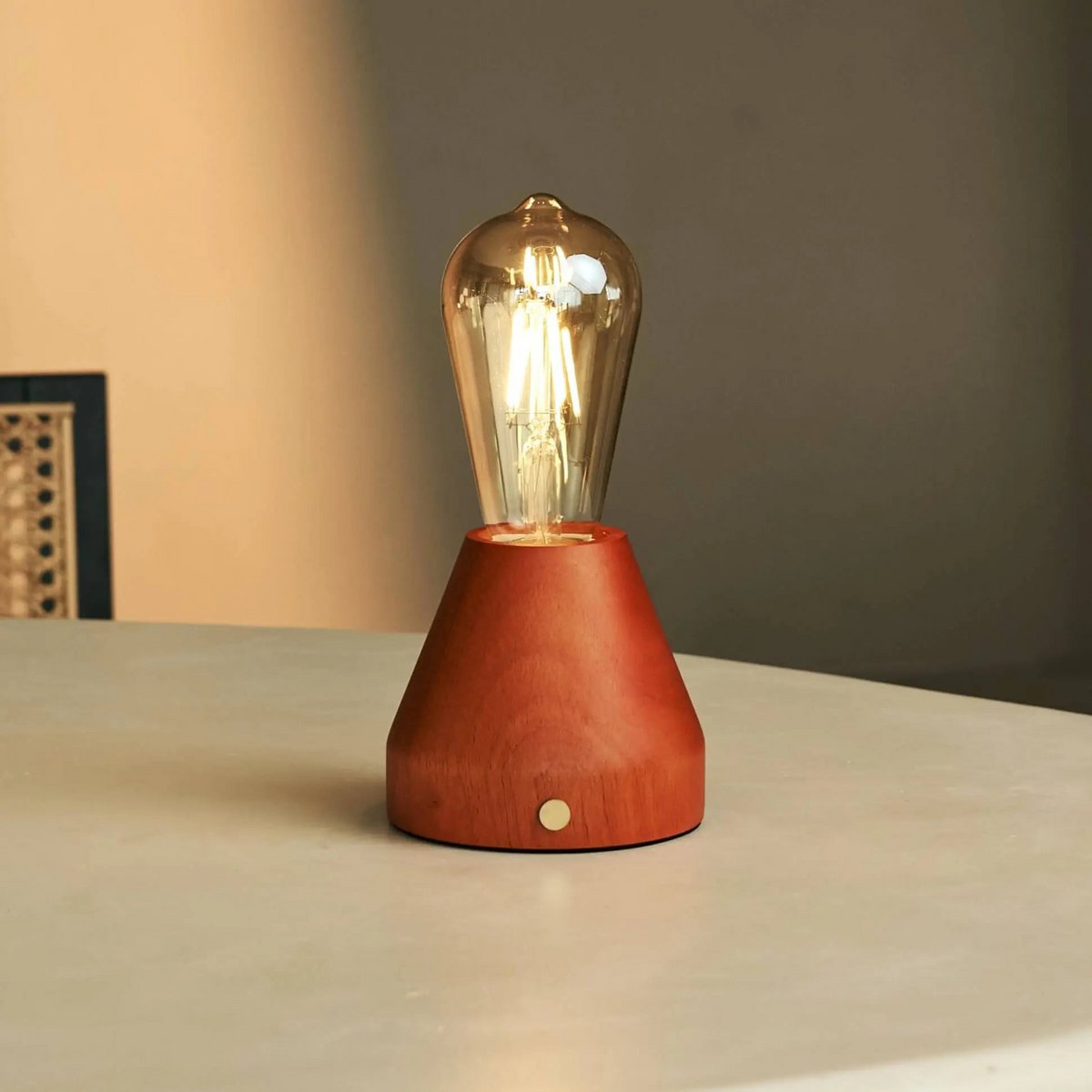 Zavi Kastanjebruine Oplaadbare Tafellamp | LED, draadloos en batterijduur van 80 uur