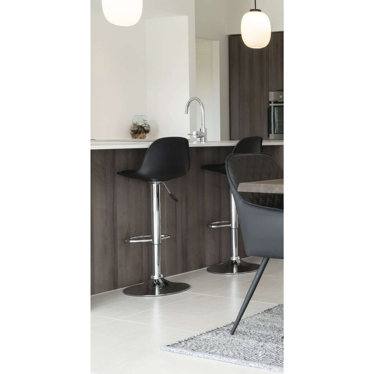 Trondheim Bar Chair - Black, PU-leather, Resistant Moulded Plast, Rubberwood, Chrome Legs, 41x39x82-104cm - Set of 2 - House Nordic ApS