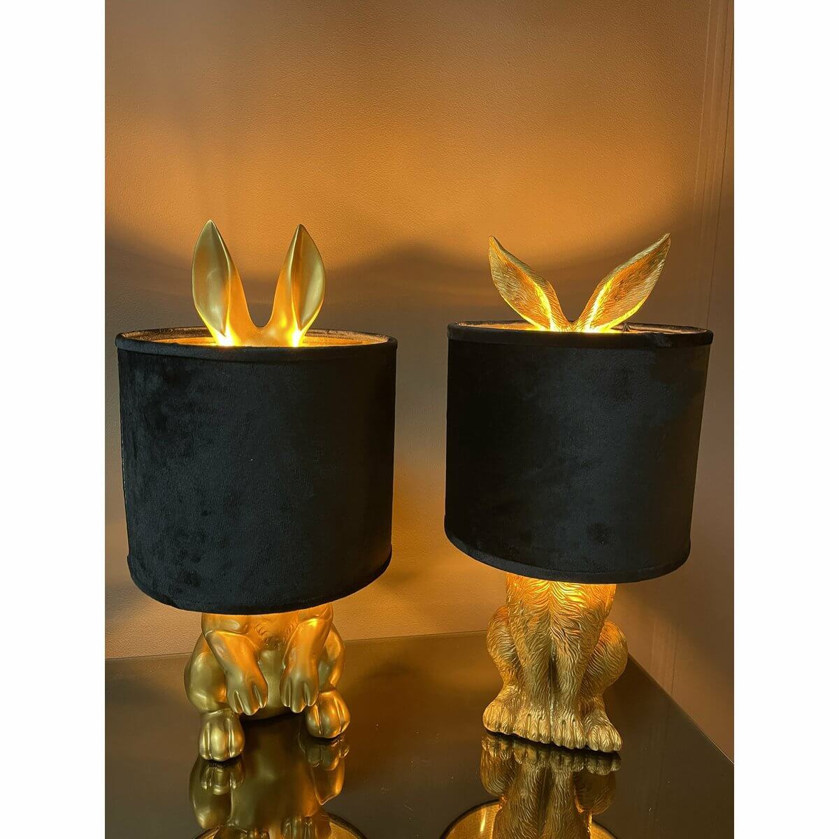 Rich Golden Hare - Luxury Living B.V.