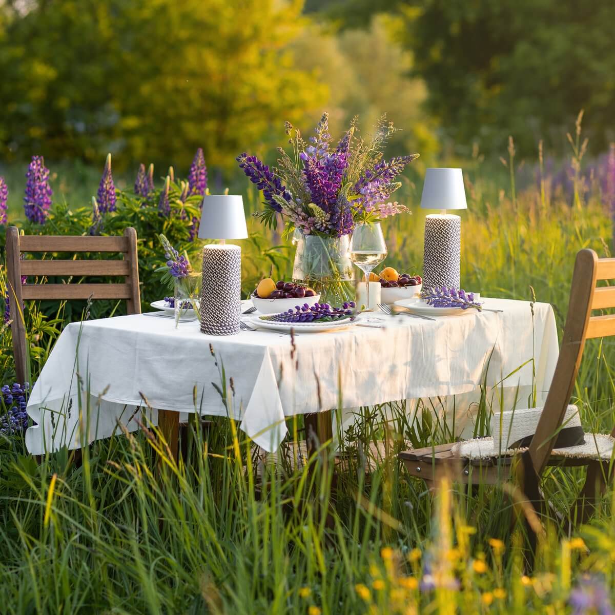 Table lamp black/white 29 cm with LED battery - SalesFever