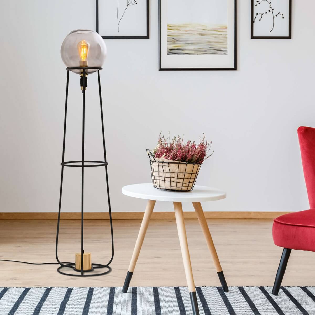 Vloerlamp Zwart Metaal Rookglas – Modern Elegant Design