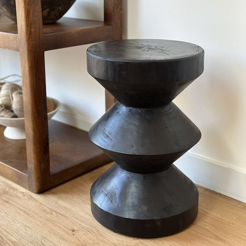 Forma bijzettafel Rizo zwart