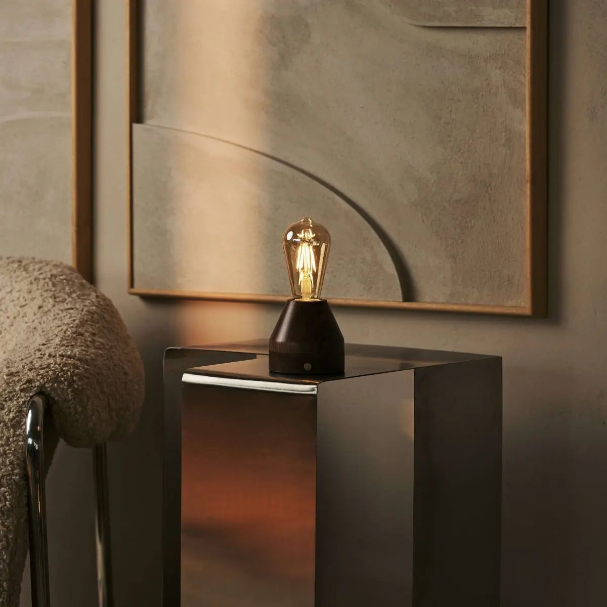 Zavi Walnoot Oplaadbare Tafellamp | LED, draadloos en batterijduur van 80 uur